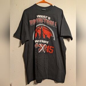 salem Xl Men's Black Graphic Basketball T-Shirt Vintage Pre-owned